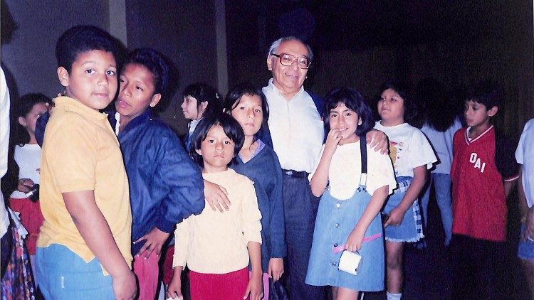 Morre Gustavo Gutiérrez, defensor dos pobres e teólogo da libertação