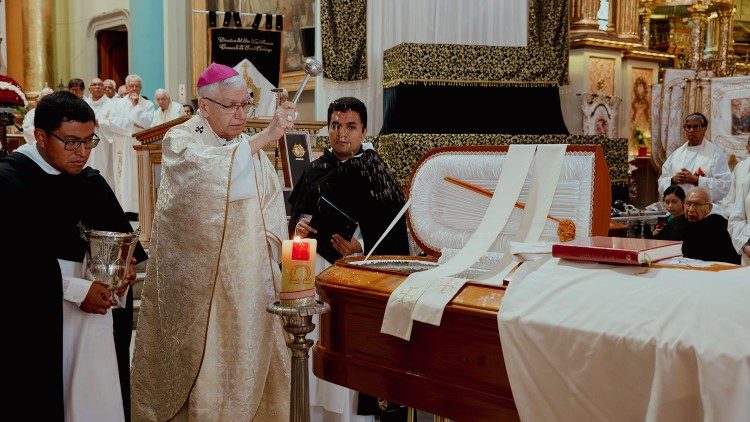 O Papa recorda o padre Gutiérrez: deu muitos frutos evangélicos