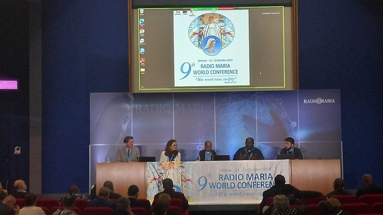 IX Congresso Mundial das Rádios debate temas como o uso da energia solar