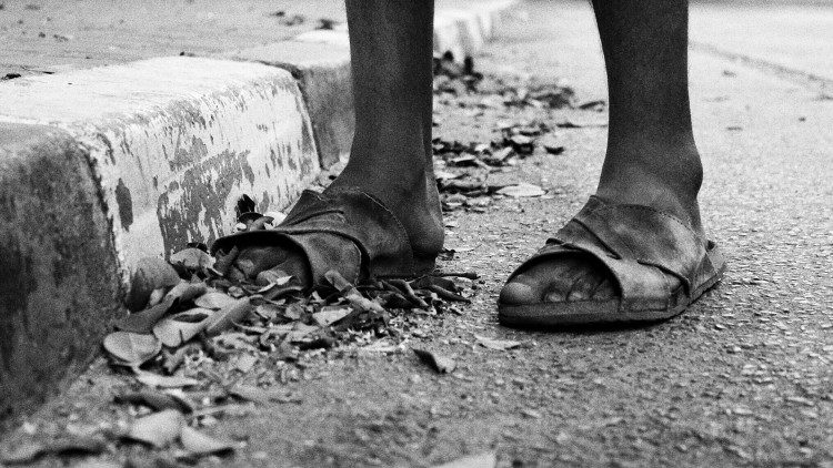 Onu: 234 milhões de pessoas em situação de pobreza grave na Índia