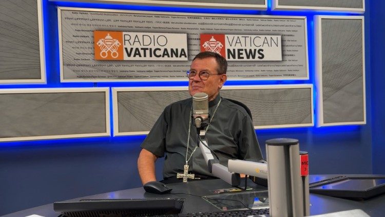 Pezzi: a visita de Zuppi a Moscou é um lampejo de paz, mas não se vê o fim do túnel