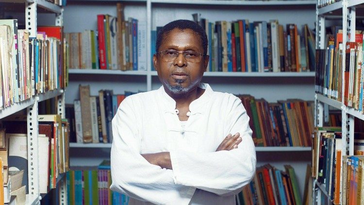Ungulani Ba Ka Khosa – Uma voz única na literatura moçambicana