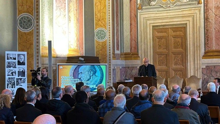 Padre Arrupe: o carisma inaciano sob o signo do Vaticano II