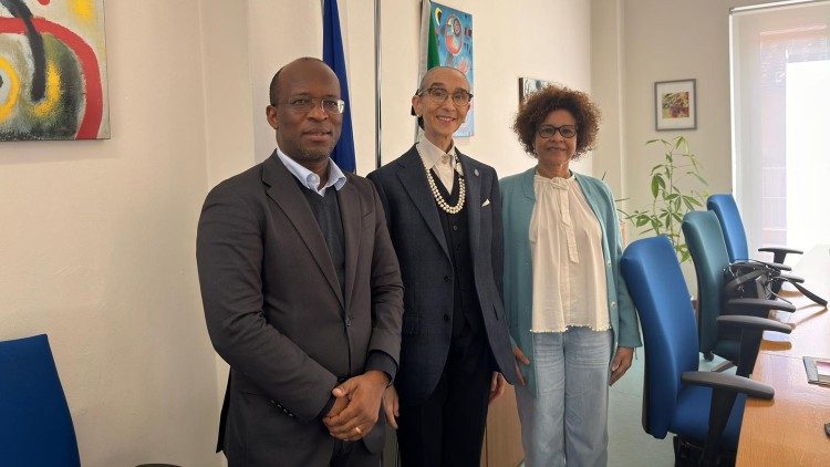 Padre José F. Afonso em visita à Universidade de Florença-Itália