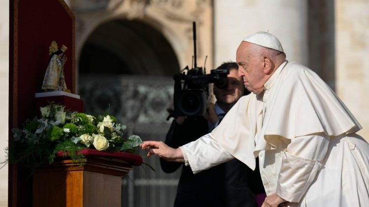 Papa: rezemos por Valência e pela Espanha que sofrem por causa das enchentes