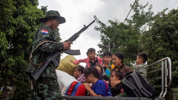 A oração do Papa por Mianmar e por todos os países em guerra