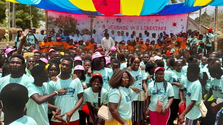 Guiné-Bissau: católicos se unem em oração e jejum pela paz e estabilidade no país