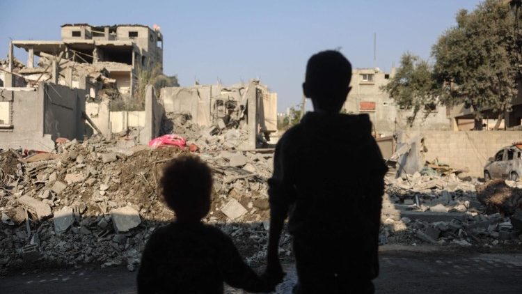 “Não queremos deixar a nossa paróquia”, diz pároco em Gaza