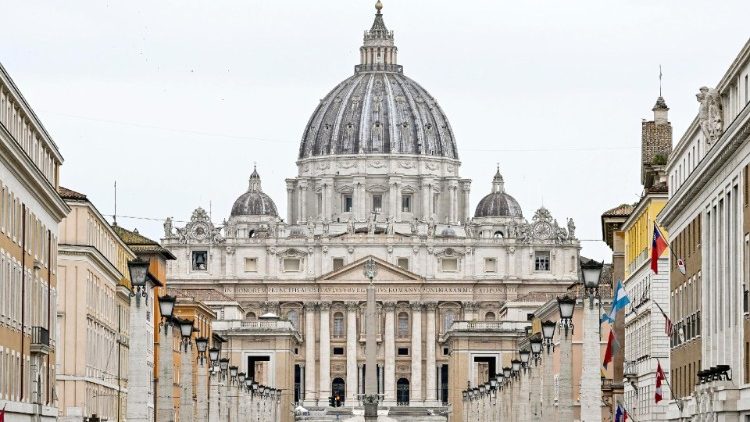 “Viver o Jubileu”: livro de Pe. Enzo Fortunato para descobrir a Basílica de São Pedro