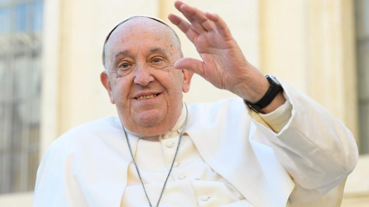 Papa aos juízes uruguaios: esforcem-se para acabar com a pobreza