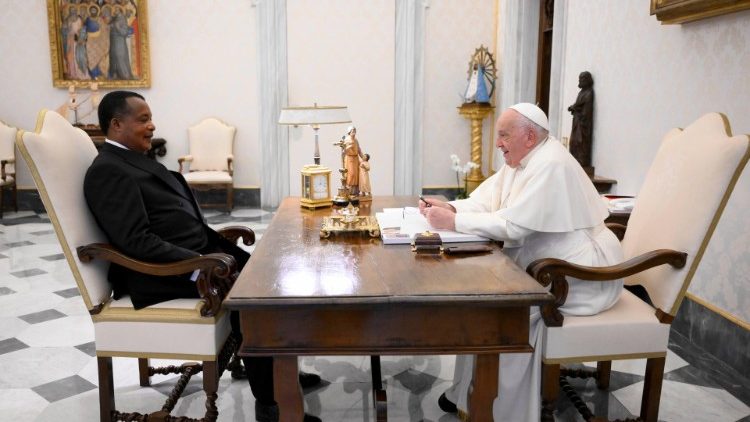 Papa Francisco recebe em audiência o presidente da República do Congo