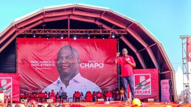 Daniel Chapo e FRELIMO,  vencedores das eleições em Moçambique