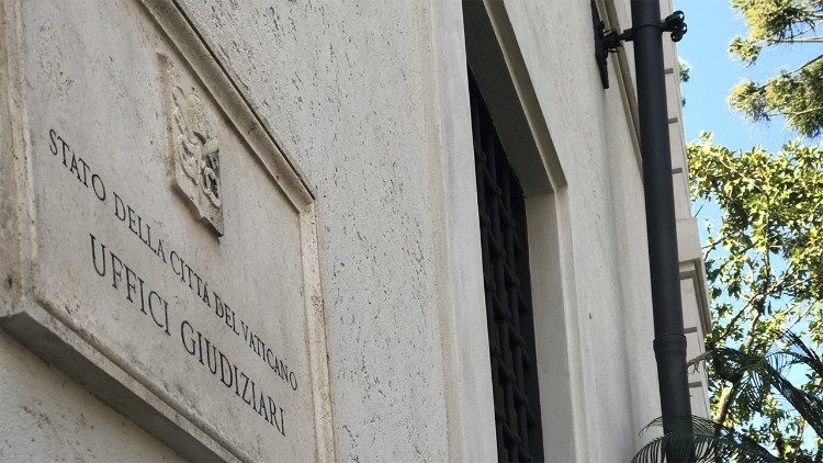 Capela Sistina, condenados os três réus no processo sobre a gestão econômica do Coro