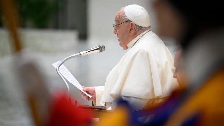 O Papa: o cristão deve irradiar esperança, ser semeador de esperança