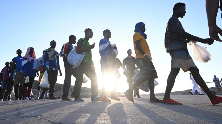 Guterres: migrantes, importante contribuição para as sociedades