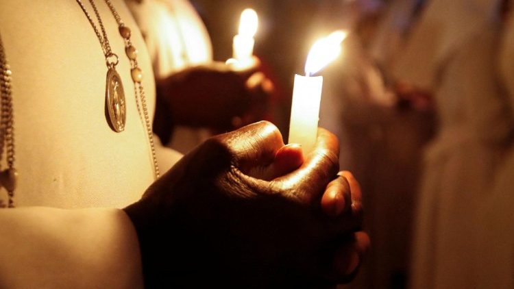 Sacerdotes capuchinhos indianos agredidos em Gana