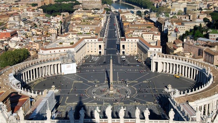 Códigos e leis penais vaticanas: acompanhando os sistemas jurídicos modernos