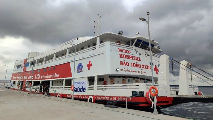 Inaugurado o Barco Hospital São João XXIII: inicia sua missão levando saúde às comunidades ao longo do Amazonas