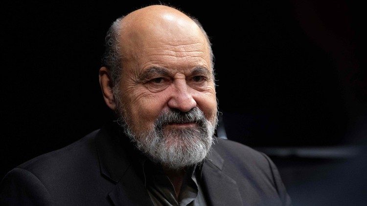 Tomáš Halík pede “milagre” para “mudar” a mentalidade “de alguns clérigos”