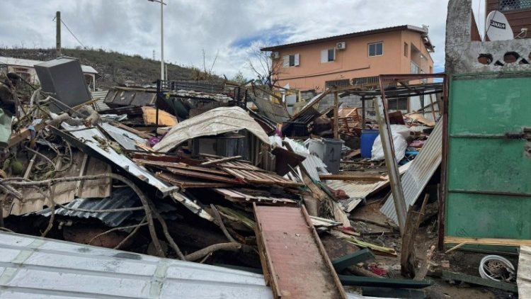 Mayotte, a devastação causada pelo ciclone Chido: temor de uma hecatombe