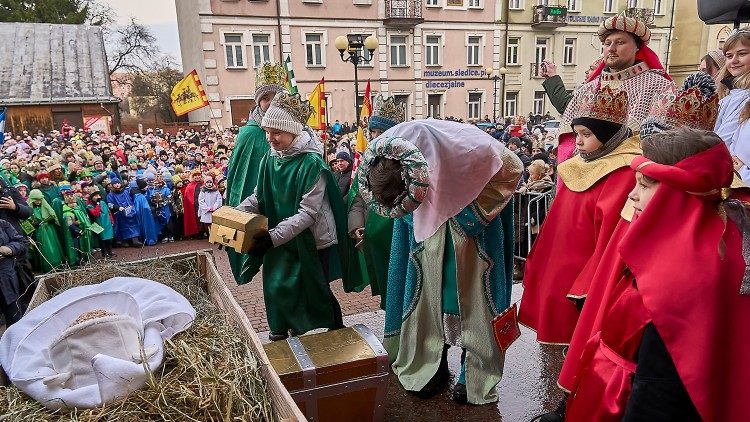 Polônia: dois milhões de pessoas no cortejo dos Três Reis Magos