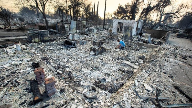 O apelo à solidariedade às vítimas dos incêndios em Los Angeles