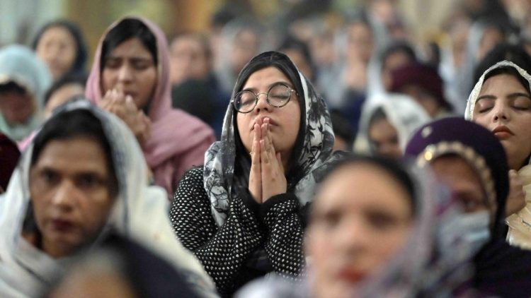 Morte de jovem cristão paquistanês abala comunidade de Gujranwala