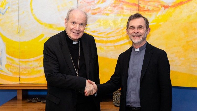 Viena, cardeal Schönborn renuncia. Nomeado administrador apostólico