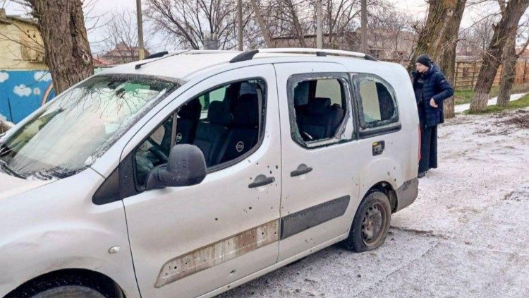 Sacerdote greco-católico ferido por drone russo em Kherson