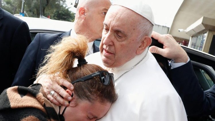 O Papa: “Não há palavras para definir os pais que perdem um filho”