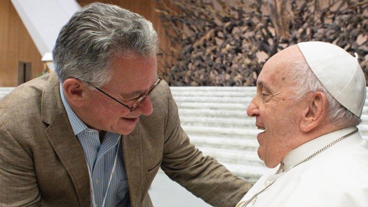“Devemos estar pacientes, atentos e rezando sempre pelo Papa”