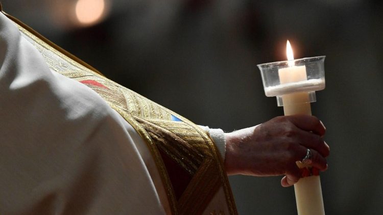 Francisco: que a liturgia seja sem ostentações e sem ignorar alegrias e sofrimentos do povo de Deus