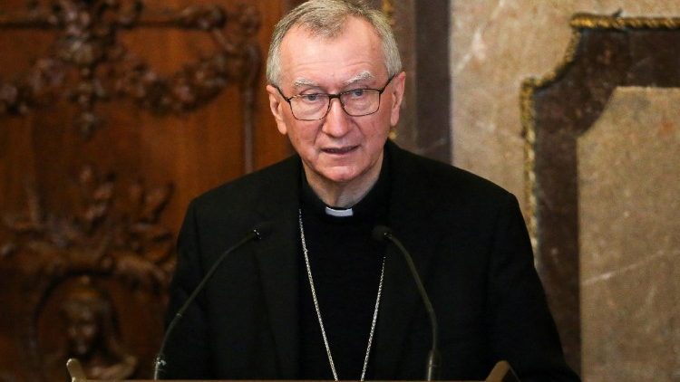 Parolin: todos contribuam para paz justa e duradoura; não a imposições unilaterais