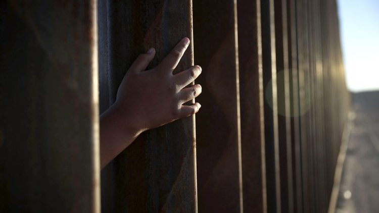 EUA, padre Bizzotto: proteger migrantes e refugiados é um dever moral