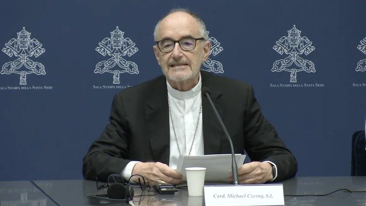 Cardeal Michael Czerny em visita pastoral ao Líbano