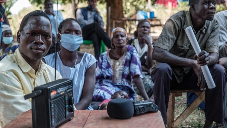 A ACN apoia estações de rádio católicas em 19 países da AL, África, Ásia, OM e Europa Oriental