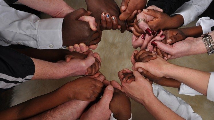 Papa: a “policrise” mundial exige escuta, responsabilidade e esperança