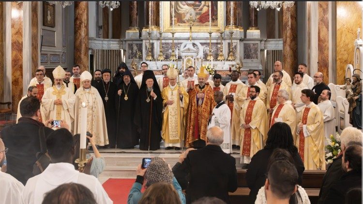 Bispo Palinuro: o Papa, uma voz forte que remete a valores supremos