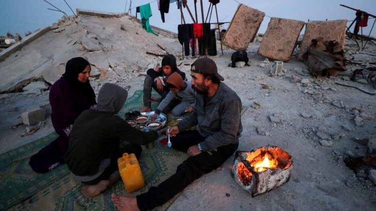 Israel suspende ajuda a Gaza até que o Hamas aceite o plano