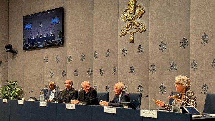 Vaticano: cúpula sobre longevidade analisa ciência, ética e o futuro da velhice