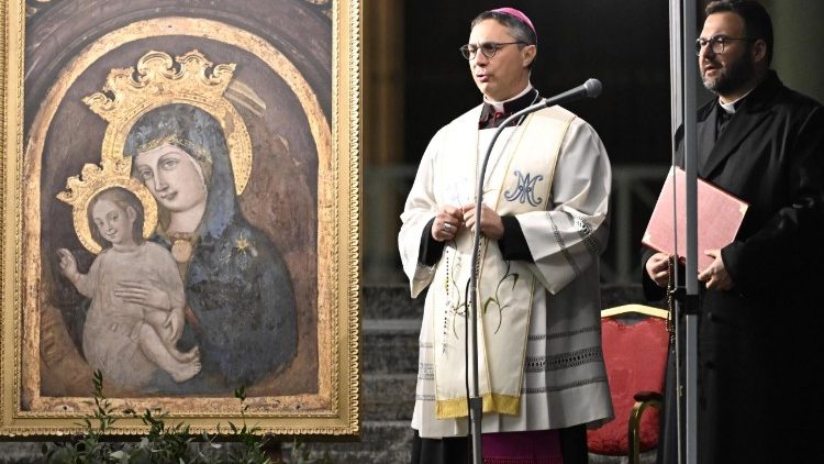 Dom Nappa: rezemos pelo Papa e por suas intenções, sobretudo pela paz