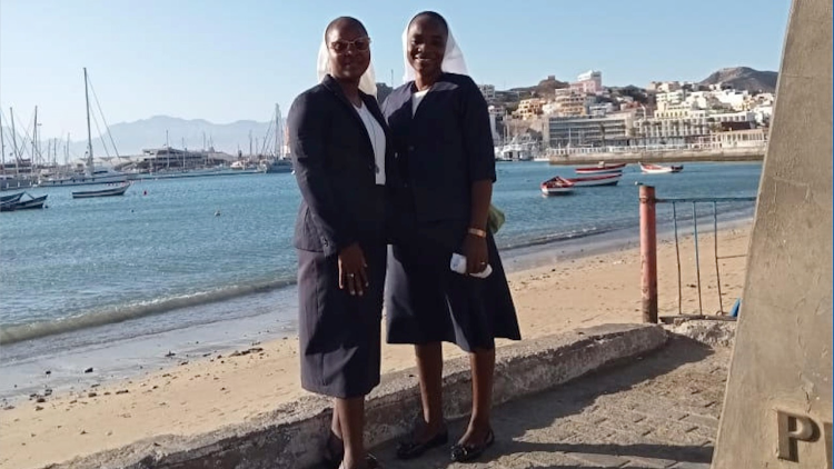 Religiosas Angolanas reforçam o Instituto Jesus Maria e José, em Cabo Verde