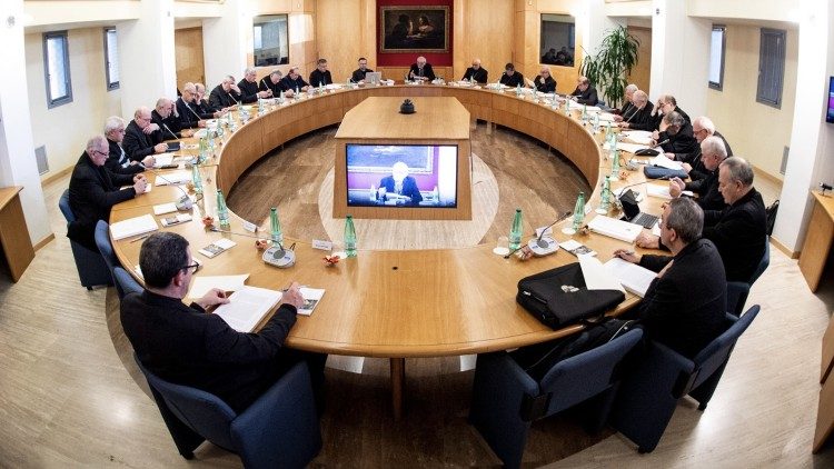 Bispos da Itália se reúnem em Conselho Permanente com oração pelo Papa Francisco
