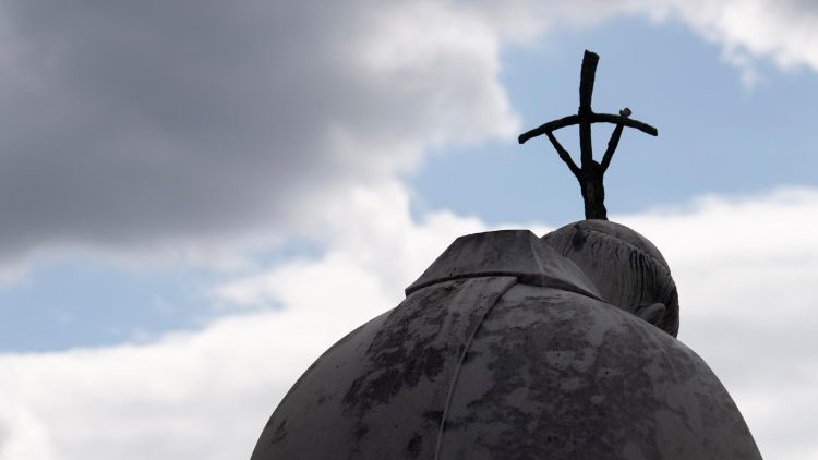 O Papa e os 38 dias de governo do Gemelli entre mensagens, nomeações e apelos de paz