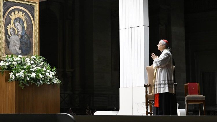 Prevost: confiemos o Papa a Maria, que consola aqueles que recorrem à sua ajuda
