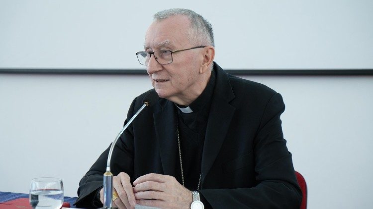 Parolin: paz justa e duradoura na Ucrânia. Hamas e Israel encontrem soluções sem armas