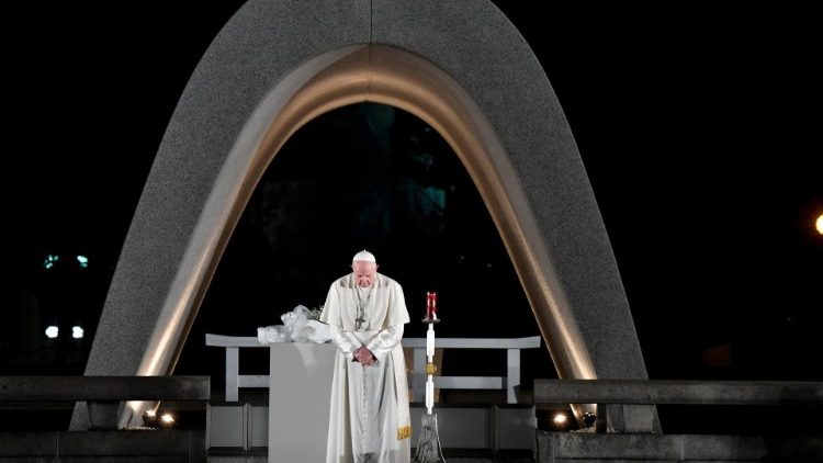 Rearmamento e escudo nuclear: as palavras de Francisco