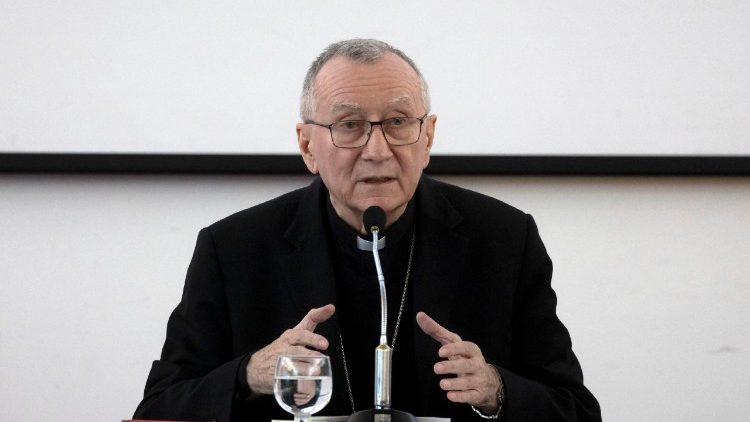 Parolin: a paz não é imposta, o diálogo permite sair da espiral  da guerra