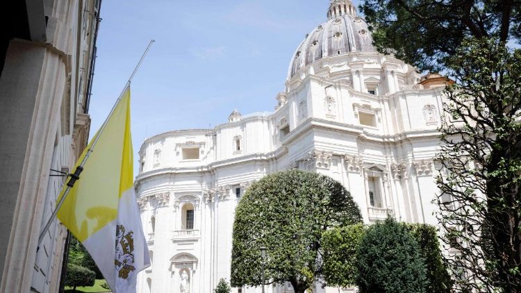 Papa Francisco: morte por derrame cerebral e parada cardiorrespiratória irreversível