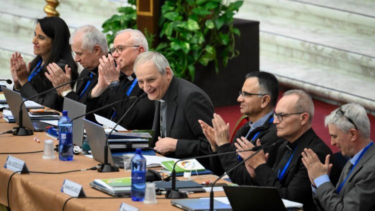 Cardeal Zuppi na Assembleia Sinodal na Itália: que a Igreja esteja aberta a todos